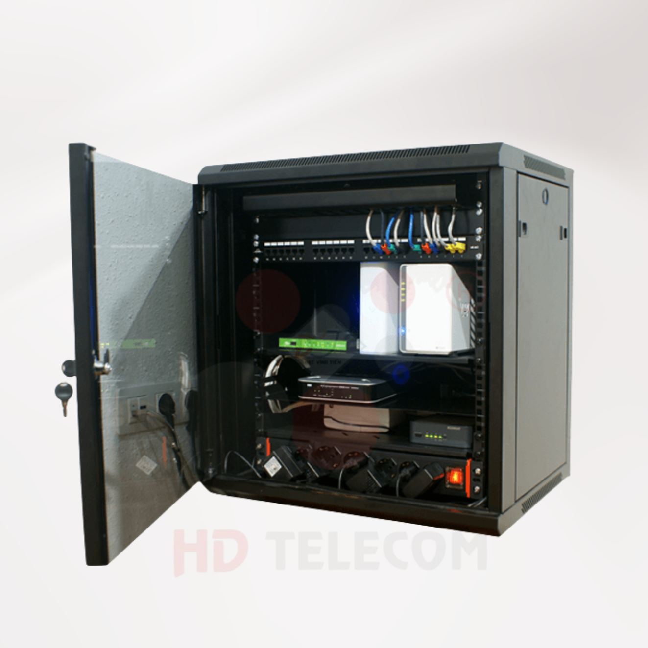 tủ rack viễn thông